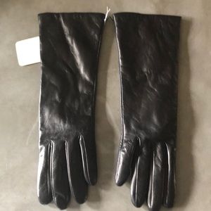 Portolano cashmere lined leather gloves